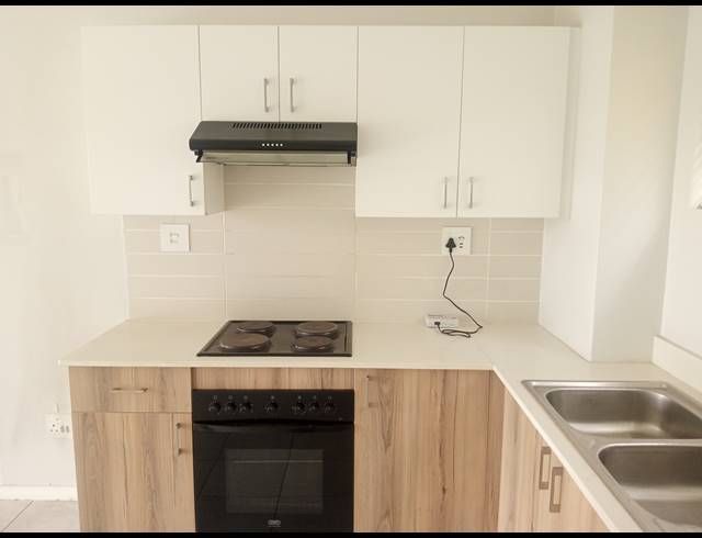 2 BEDROOM SECTIONAL TITLE FOR SALE IN LILIANTON